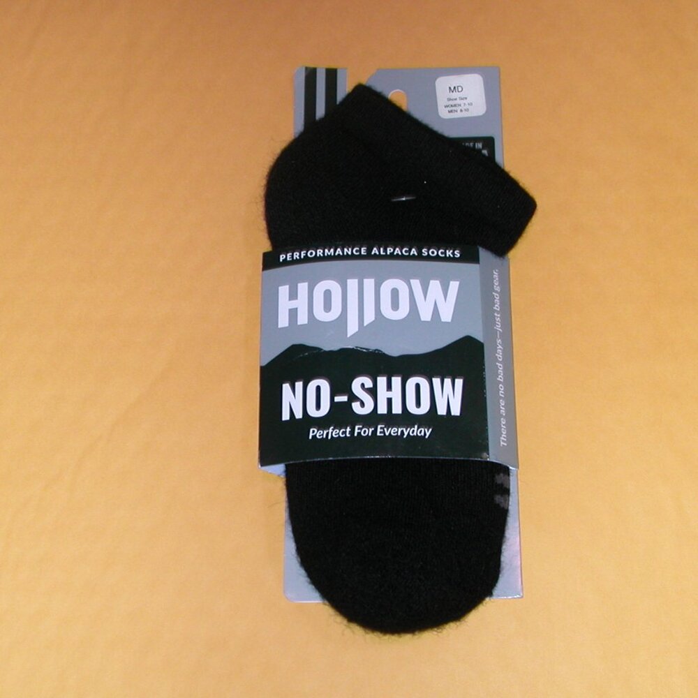 HOLLOW Performance Alpaca Black No Show Socks Woemn's Size Medium Black